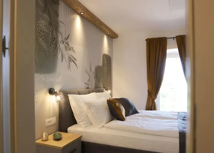 بيت للعطل Ulika With Pool *